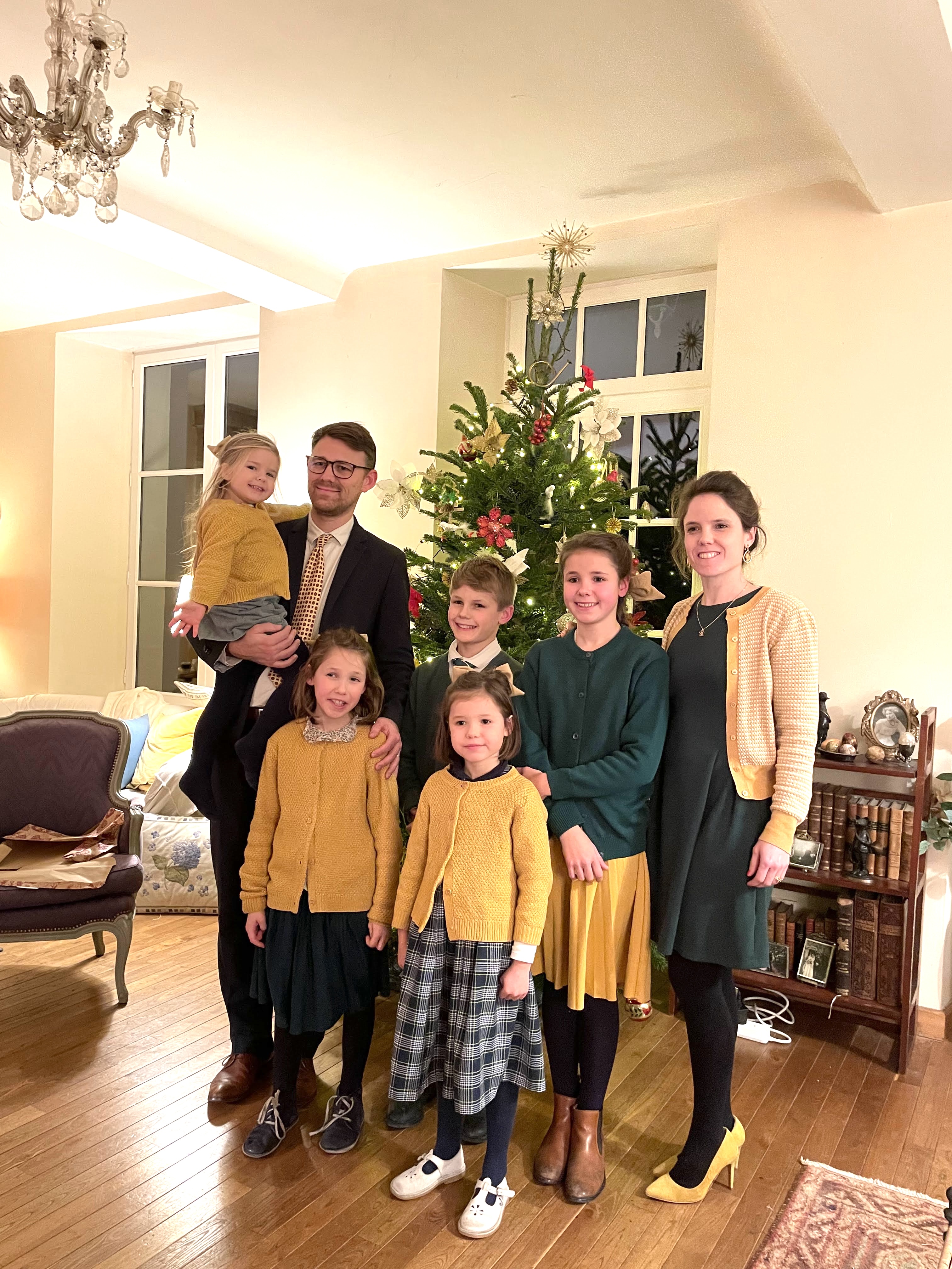 Joseph & Haude-Hélène, Aliénor, Arthur, Lorraine, Albane et Aurore.